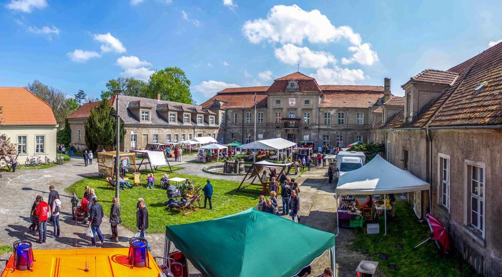Gaestehaus Schloss Plaue Brandenburg  ภายนอก รูปภาพ