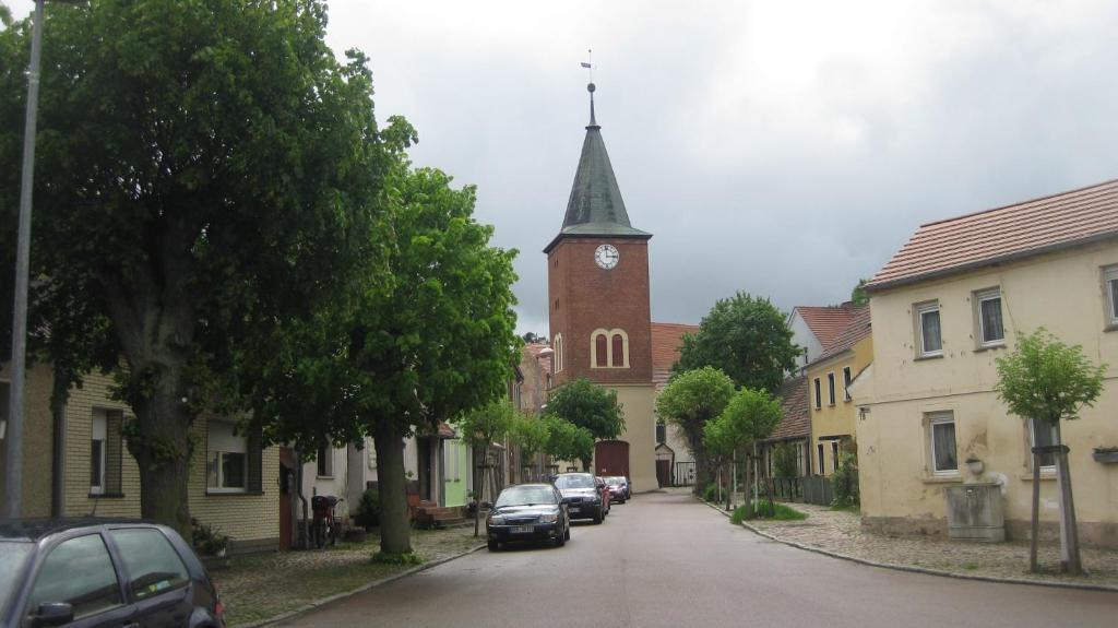 Gaestehaus Schloss Plaue Brandenburg  ภายนอก รูปภาพ